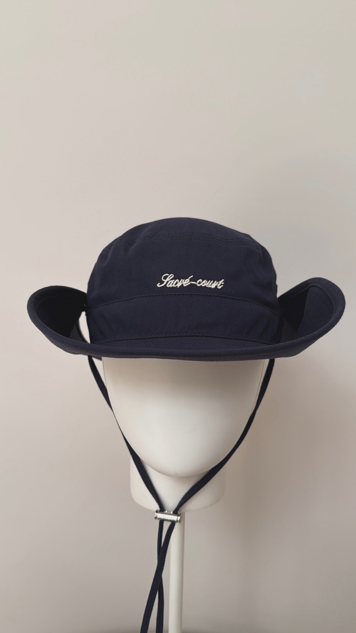 UNISEX BUCKET HAT IN NAVY BLUE